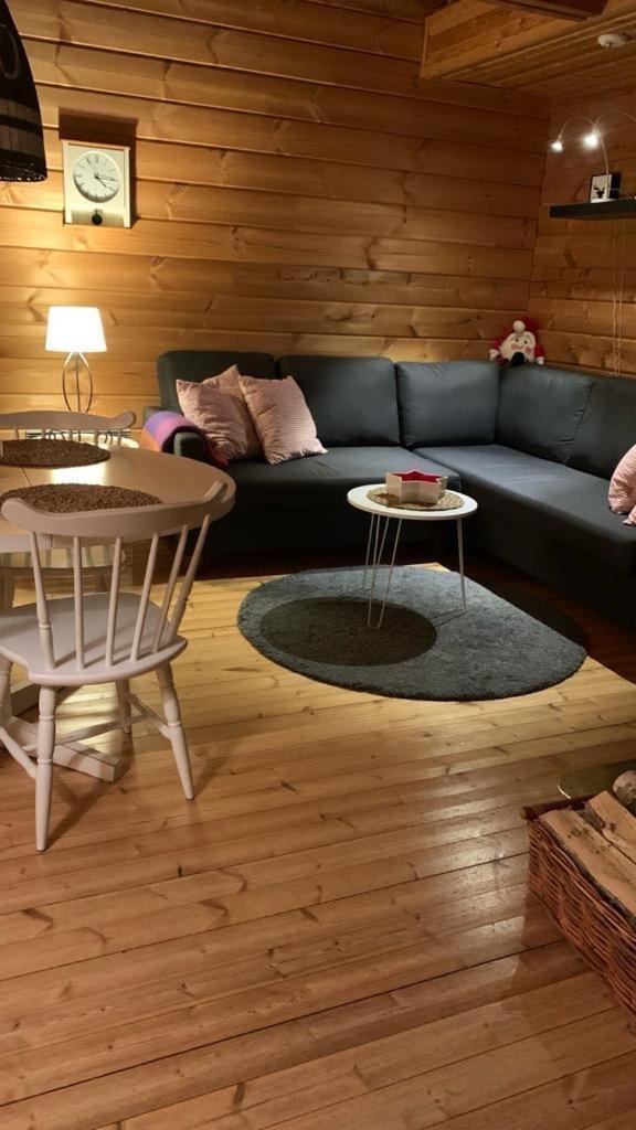 Yllaestoelli 2 A, Aekaeslompolo Villa Kolari Buitenkant foto