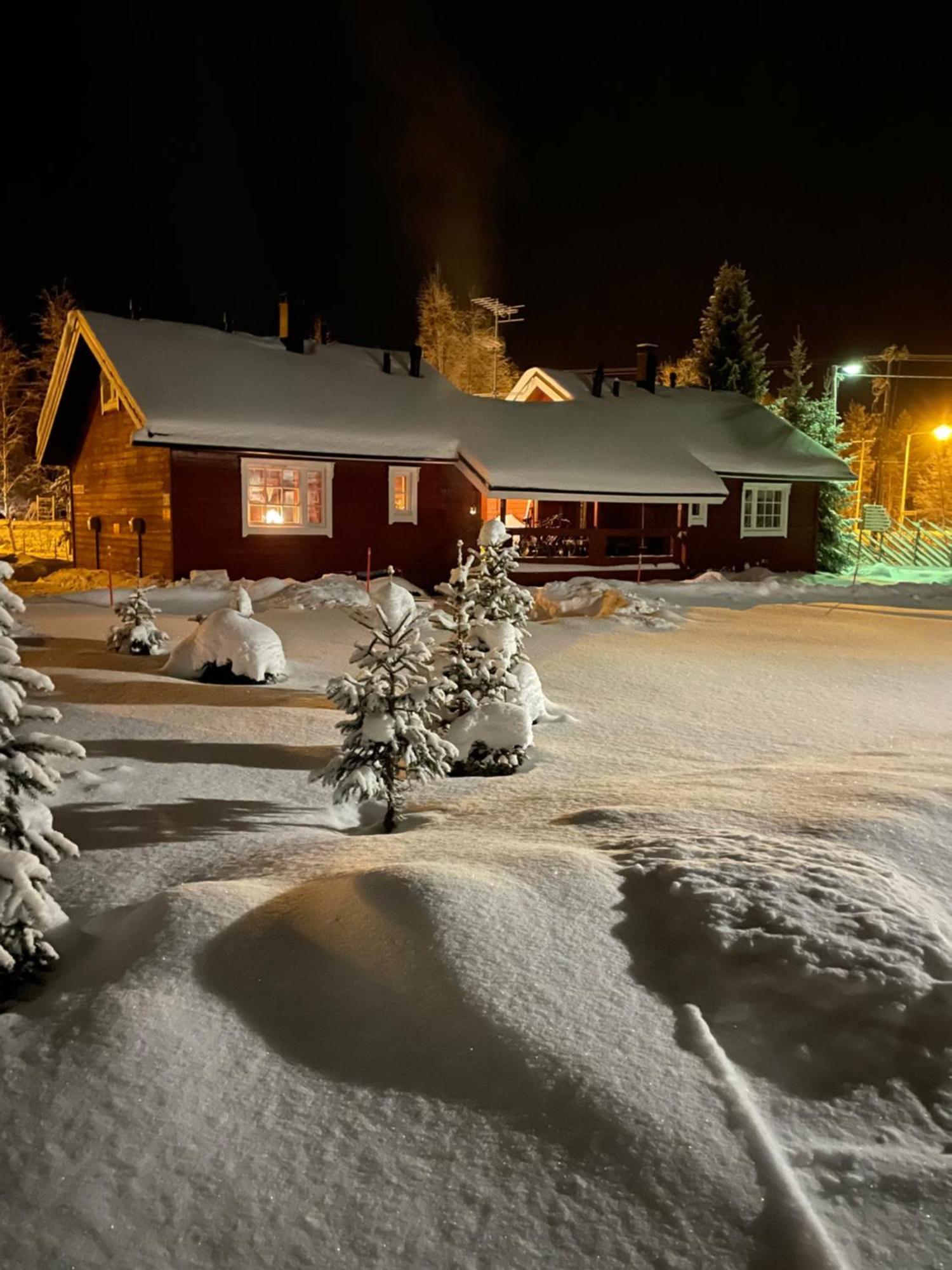 Yllaestoelli 2 A, Aekaeslompolo Villa Kolari Buitenkant foto
