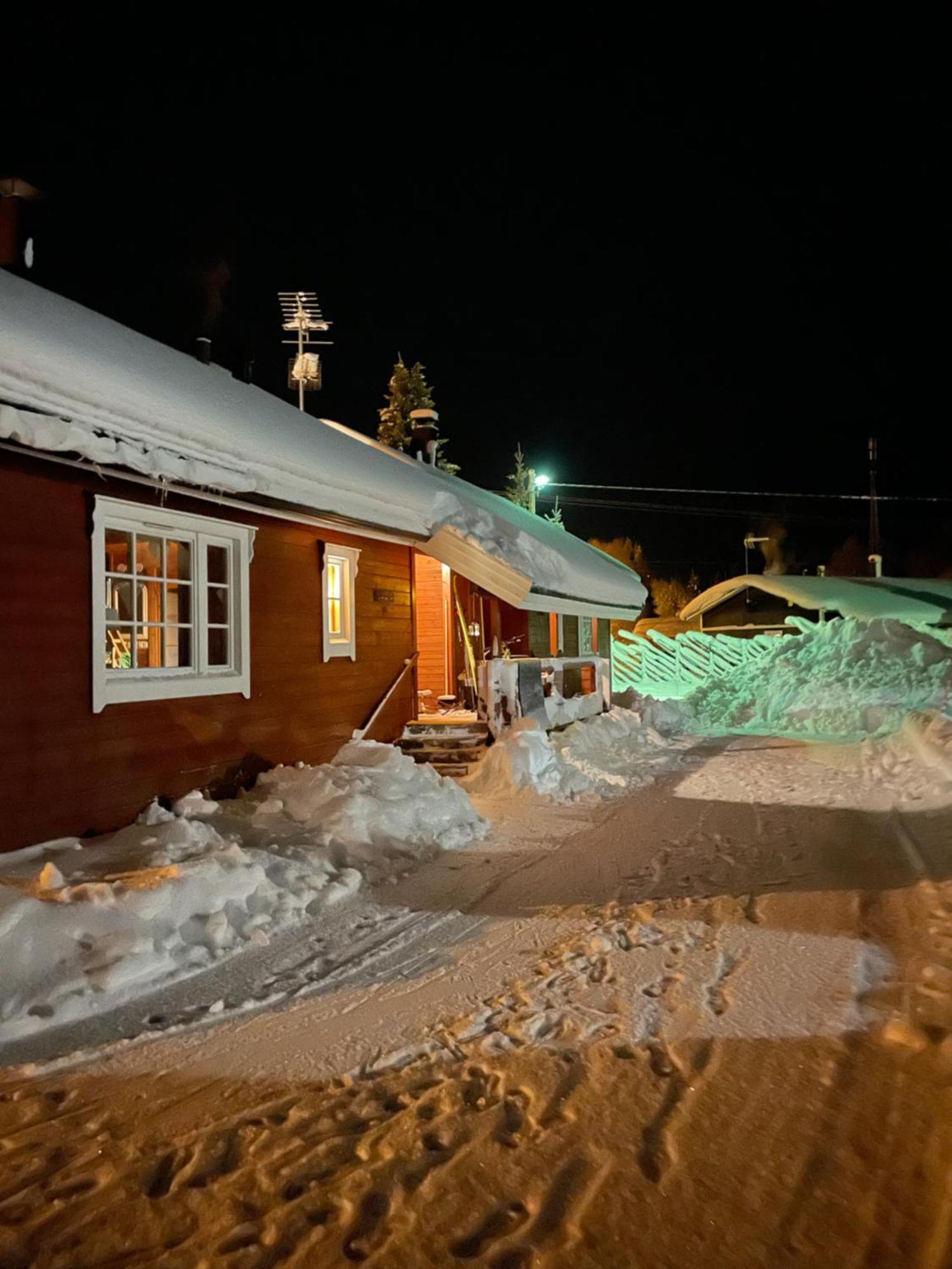 Yllaestoelli 2 A, Aekaeslompolo Villa Kolari Buitenkant foto